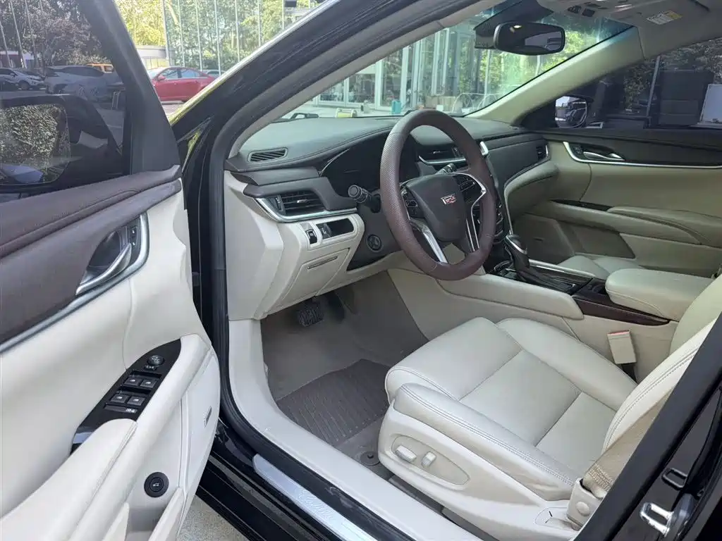 Cadillac XTS 2016 28T Technology фото 5