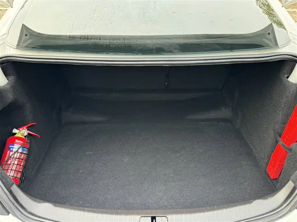 Buick Regal 2015 1.6T Leading Tech Edition фото 18