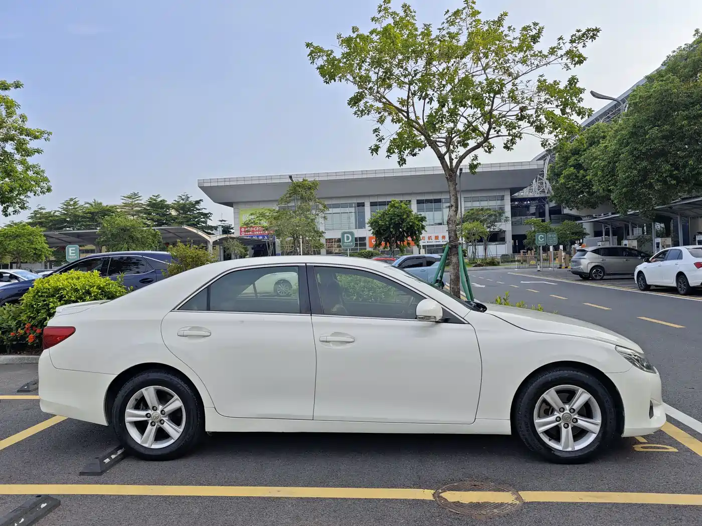 Toyota Reiz 2013 2.5S Elite Edition фото 4