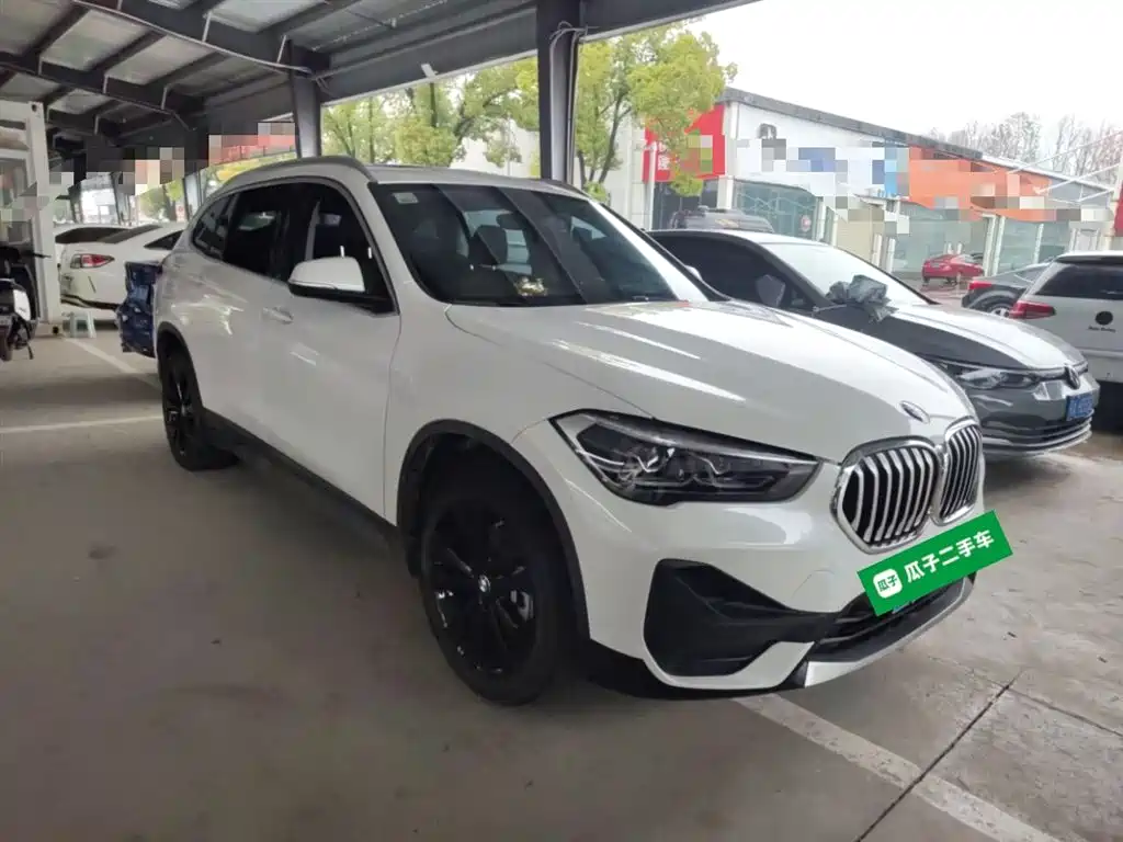 BMW X1 2021 sDrive20Li Fashion фото 4