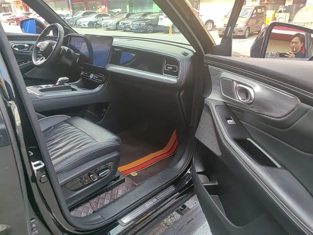 GAC Trumpchi Trumpchi GS8 2022 Pilot Series 2.0TGDI 2WD Premium Edition (7-Seater) фото 11