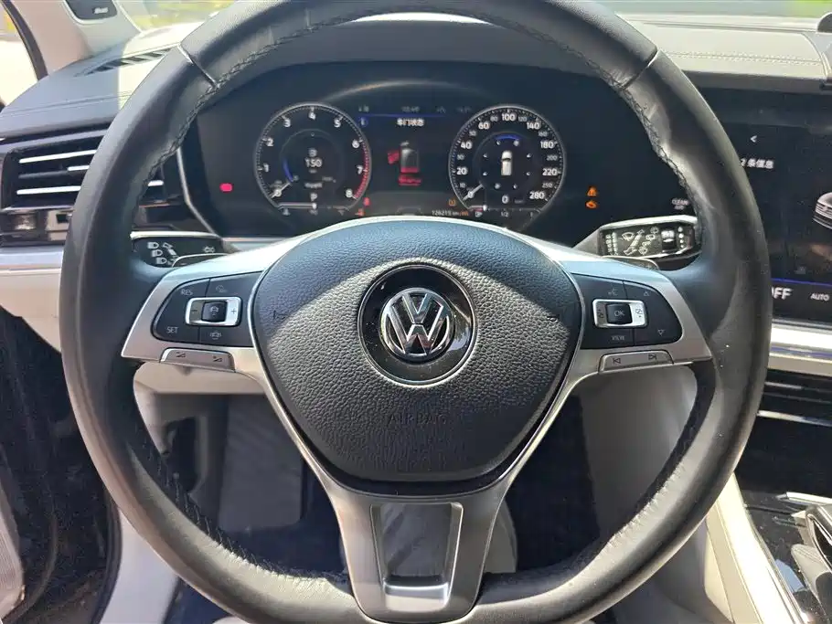 Volkswagen Touareg 2019 3.0TSI Sharp Wisdom Edition China V фото 15
