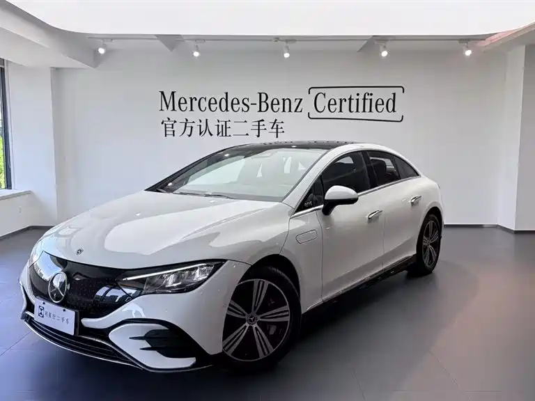 Mercedes-Benz EQE 2025 Model 500 4MATIC Luxury Edition