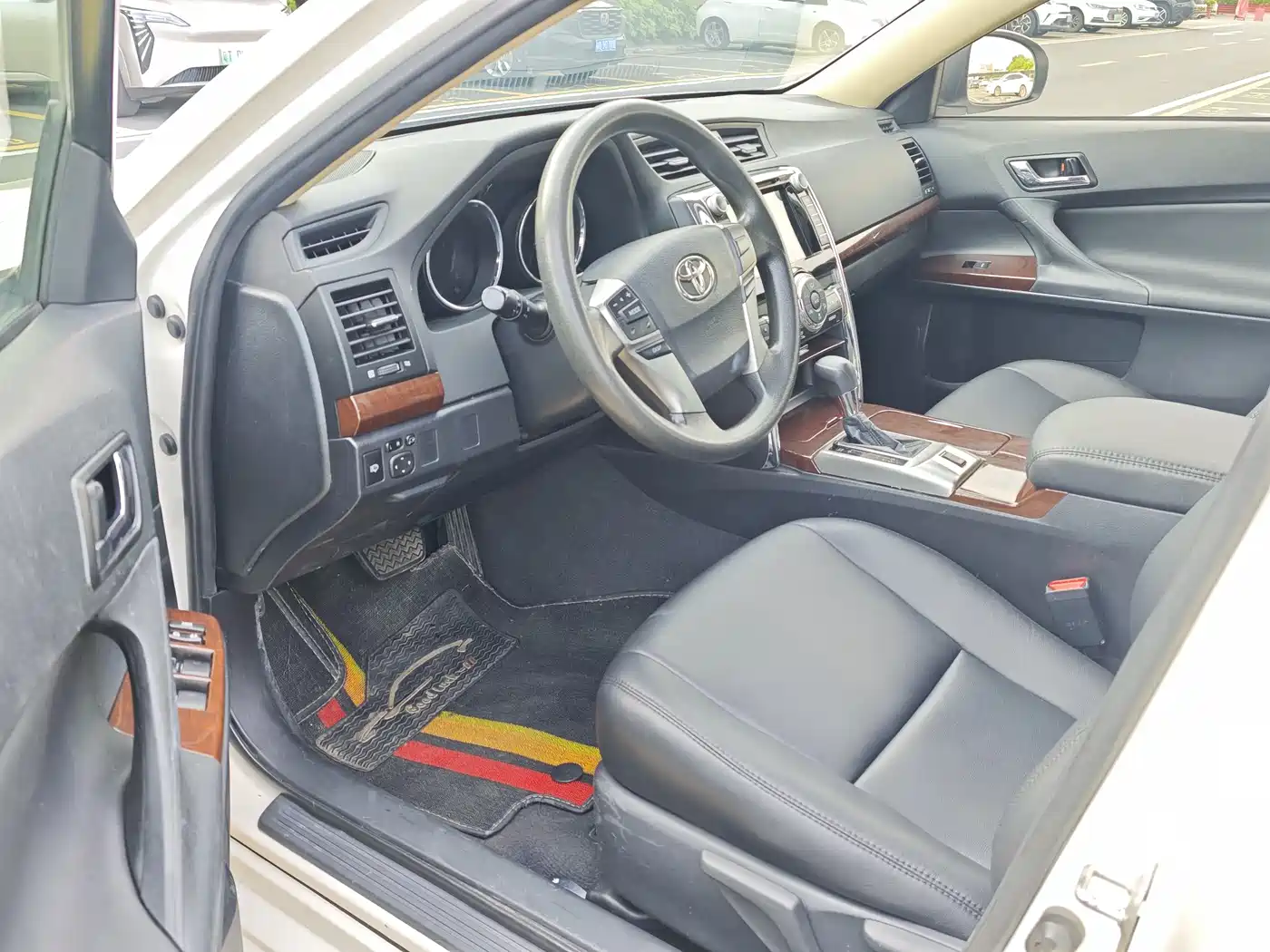 Toyota Reiz 2013 2.5S Elite Edition фото 8