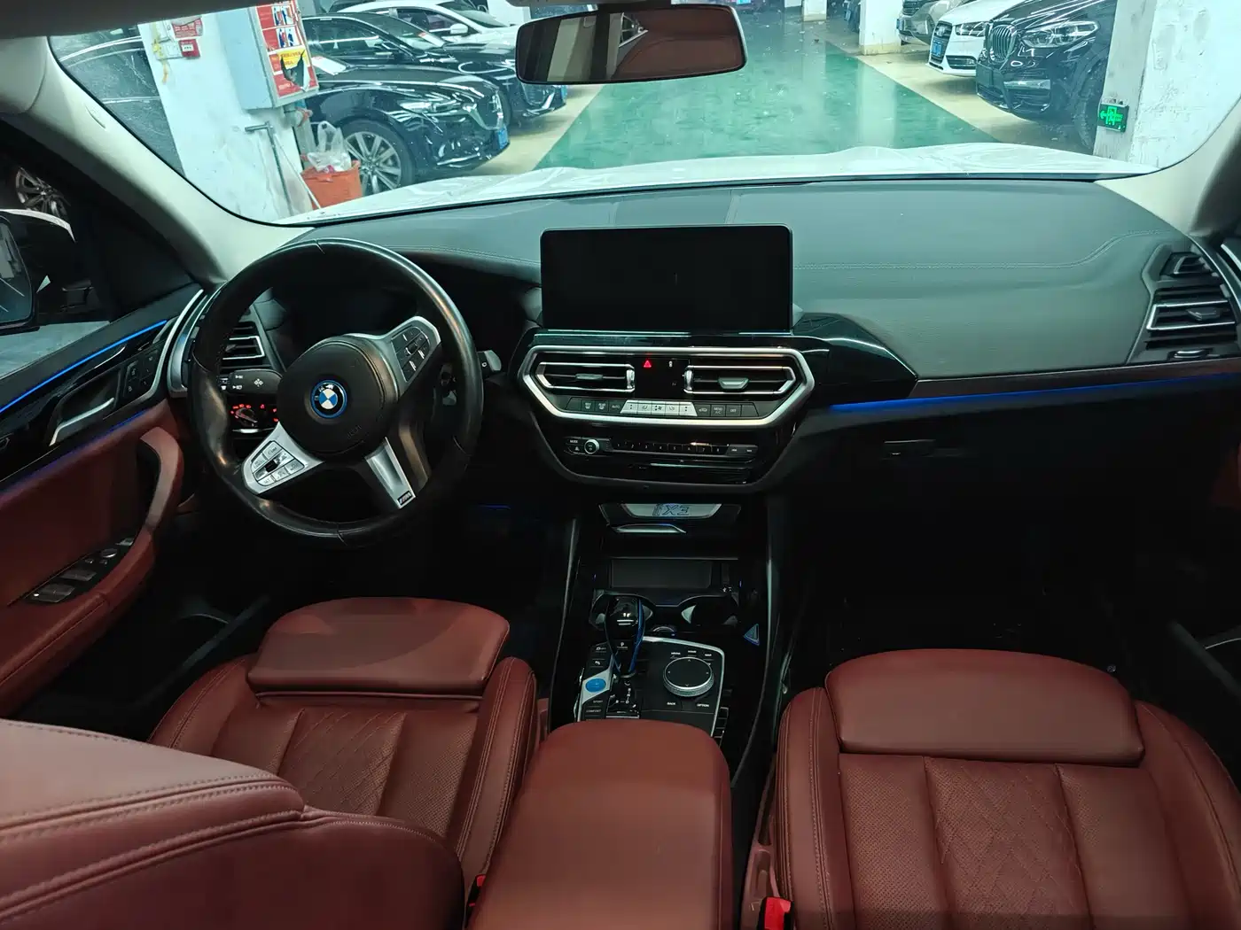 BMW iX3 2022 Leading Edition фото 5
