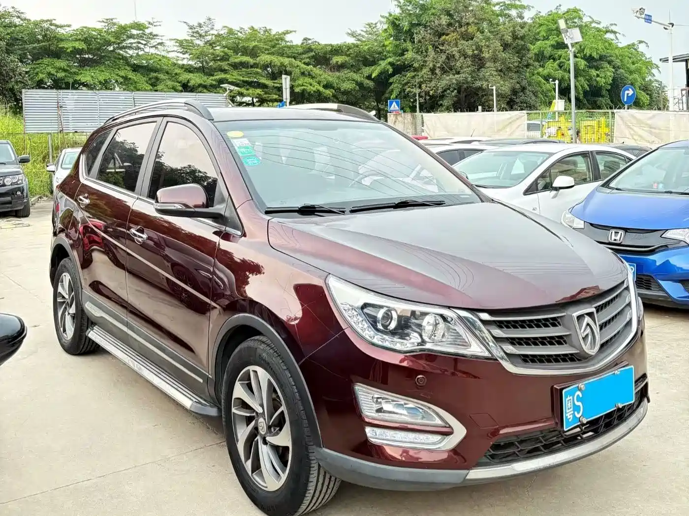 Baojun 560 2016 2016 1.8L iAMT Luxury