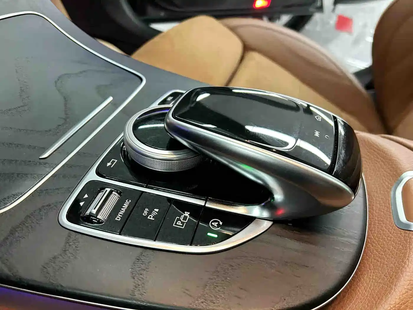 Mercedes-Benz E-Class 2018 E 200 Sport 4MATIC фото 12