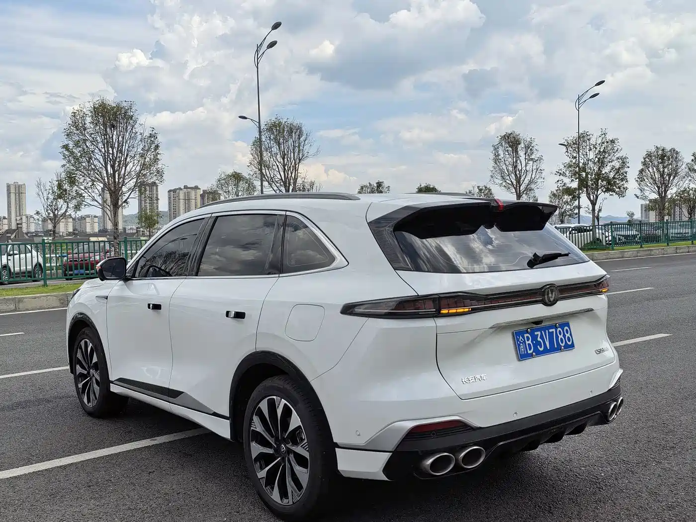 Фото 12 - Changan CS75 PLUS