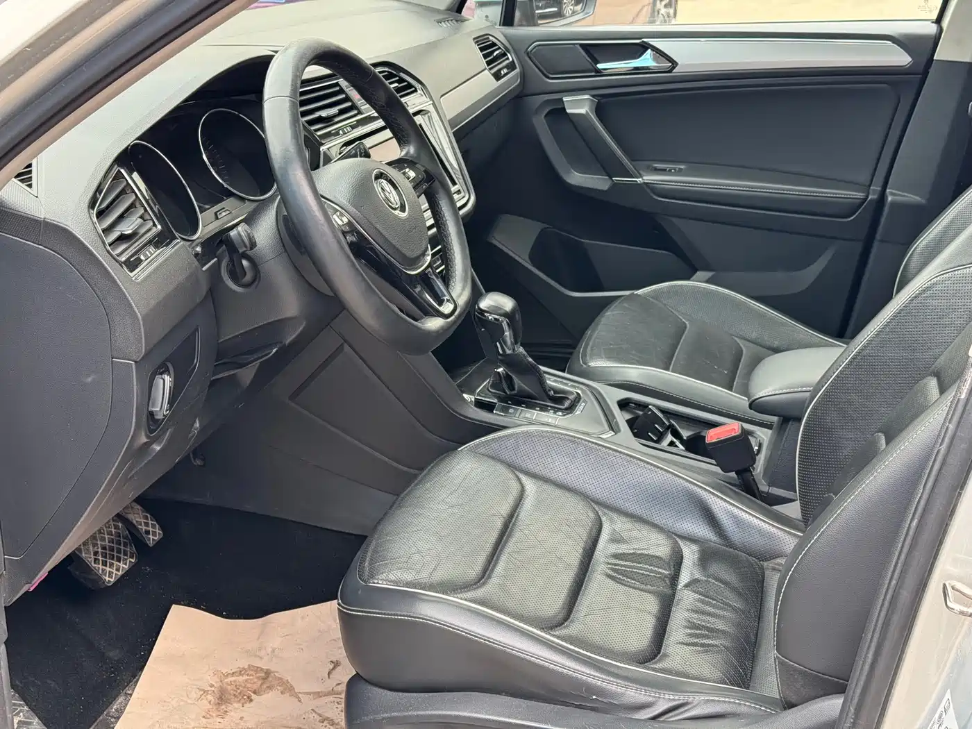 Volkswagen Tiguan L PHEV 2019 430PHEV Hybrid Flagship Edition фото 7