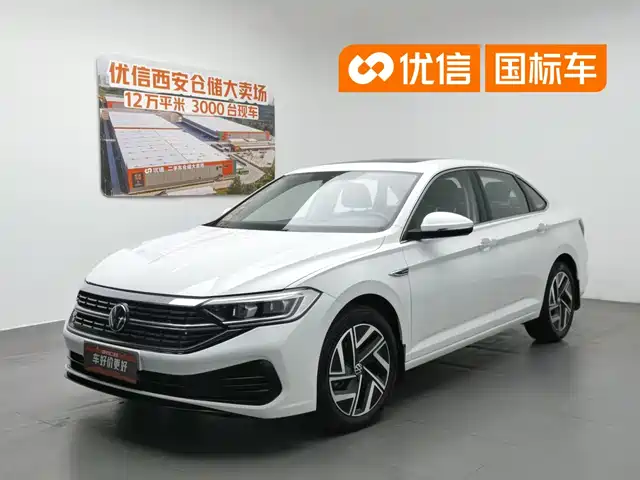 Volkswagen Sagitar 2023 280TSI DSG Surpass Plus Edition — фото 1