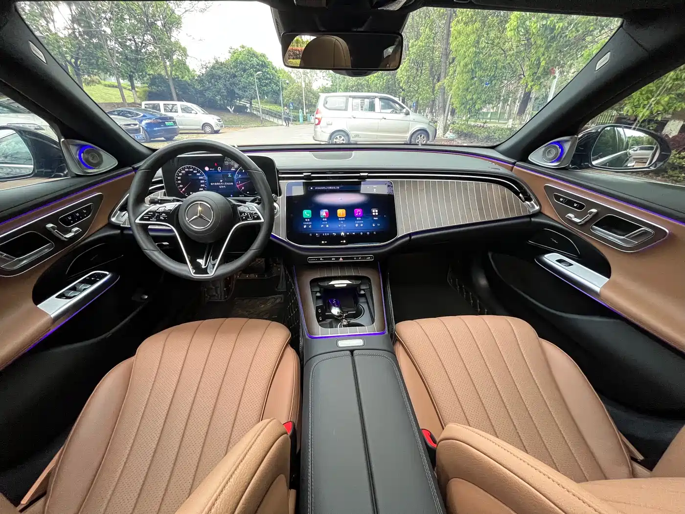 Mercedes-Benz E-Class 2024 E 300 L Fashion фото 14