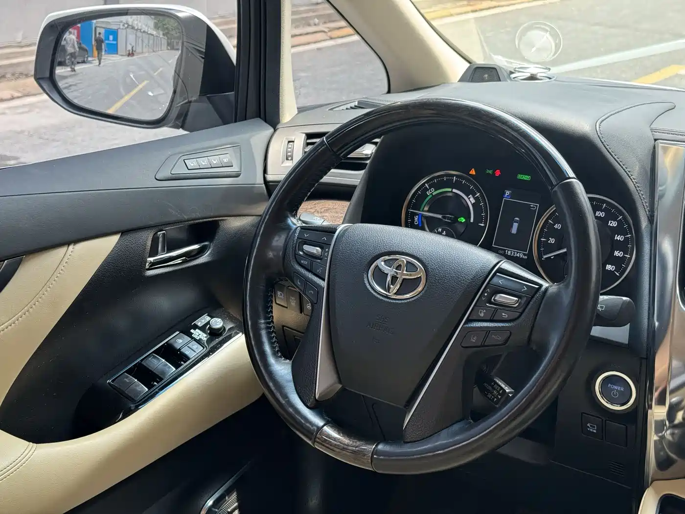 Toyota Alphard 2021 Hybrid 2.5L Ultimate фото 13