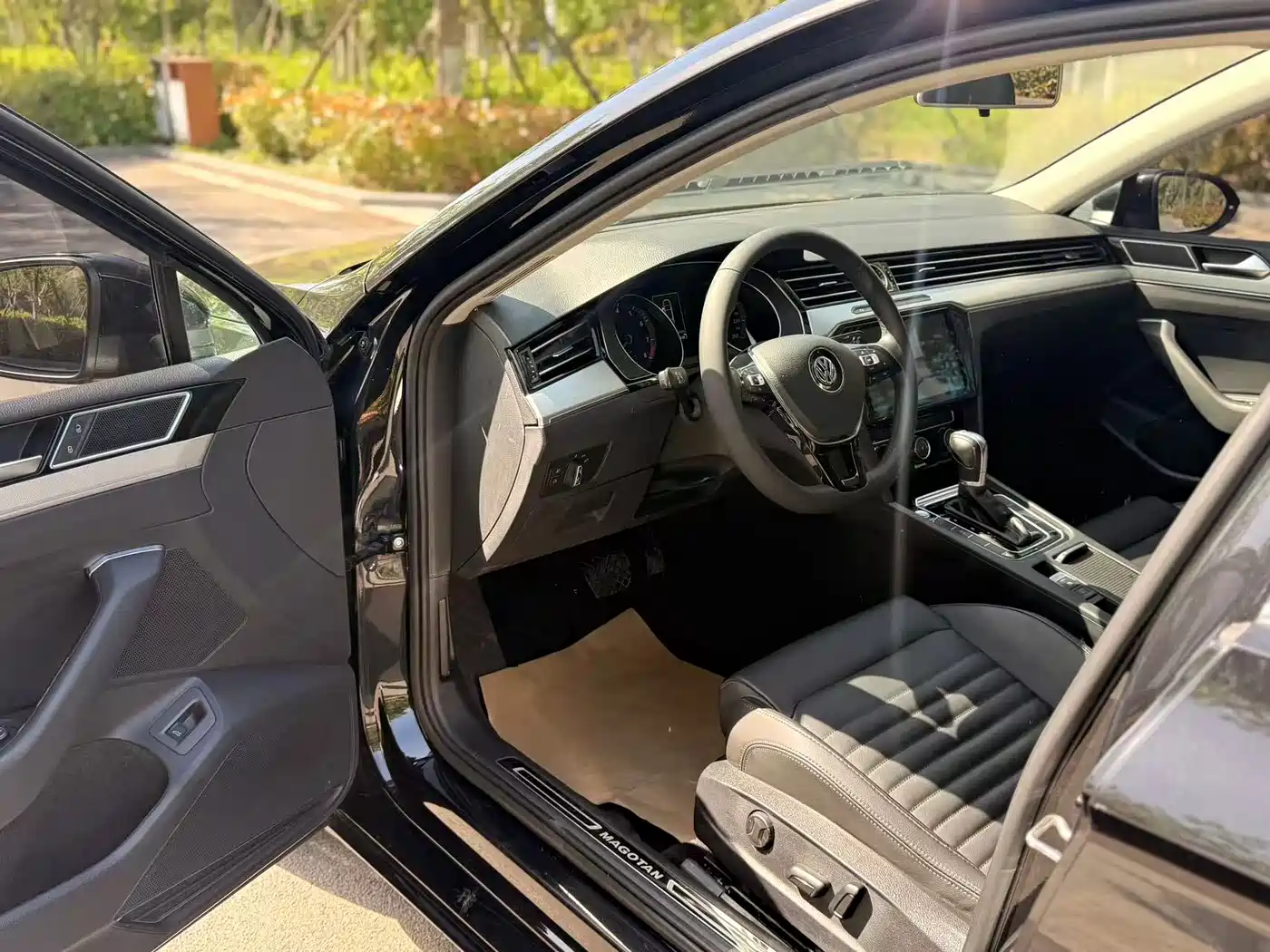 Volkswagen Magotan 2019 330TSI DSG Leading China V фото 10