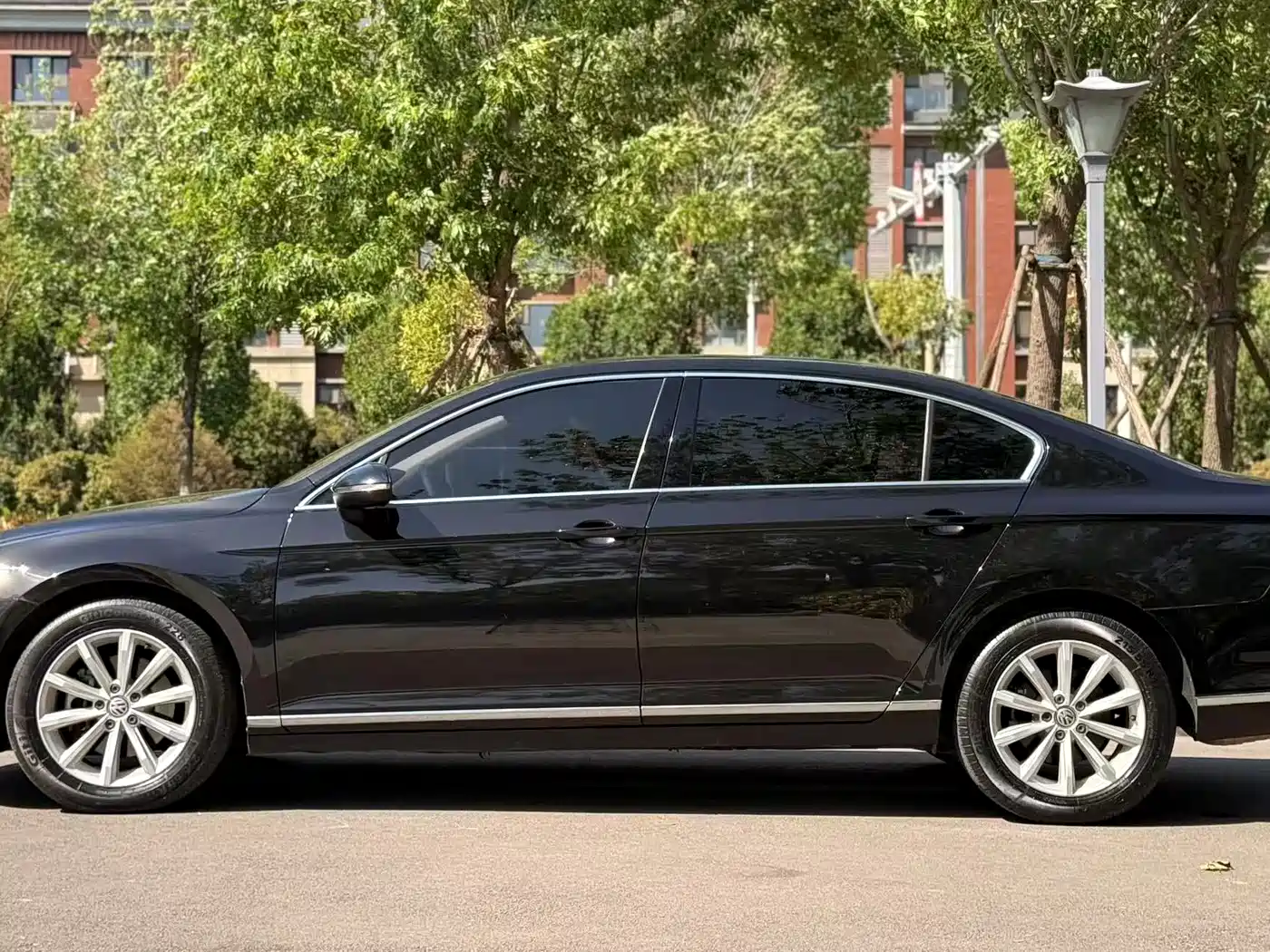 Volkswagen Magotan 2019 330TSI DSG Leading China V фото 12