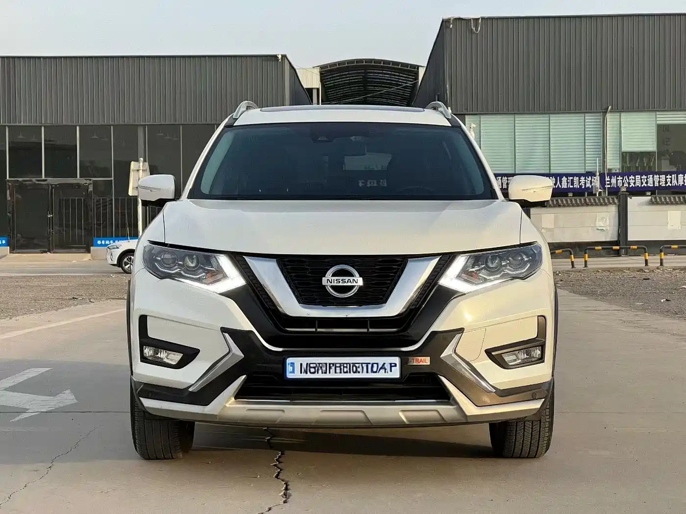 NISSAN QIJUN