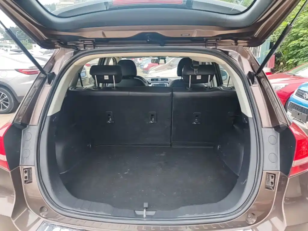 Haval H2 2015 2016 Red Label 1.5T Automatic 2WD Luxury