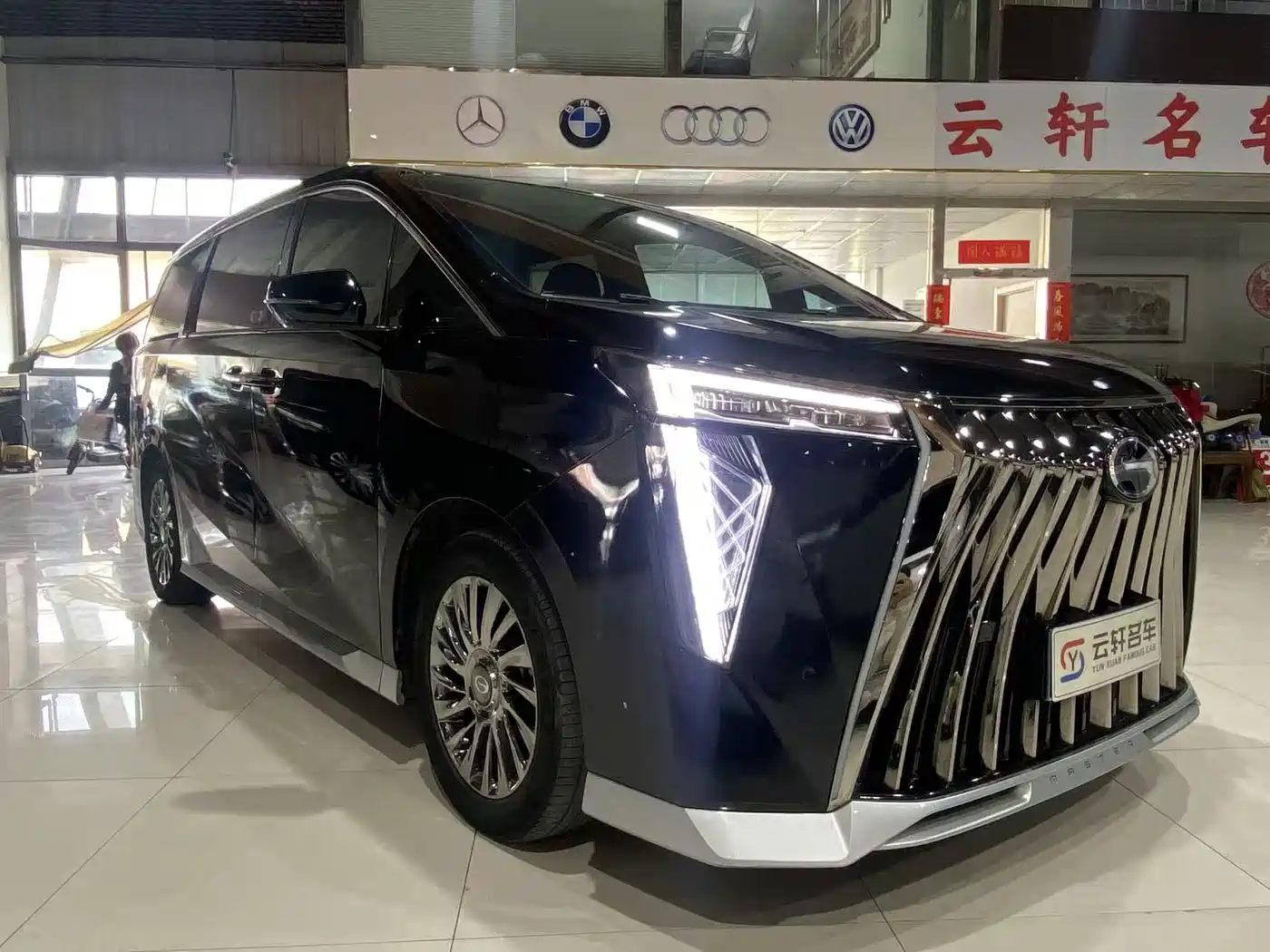 GAC Trumpchi Trumpchi M8 2023 Model Master Series Hybrid Ultimate Edition фото 3