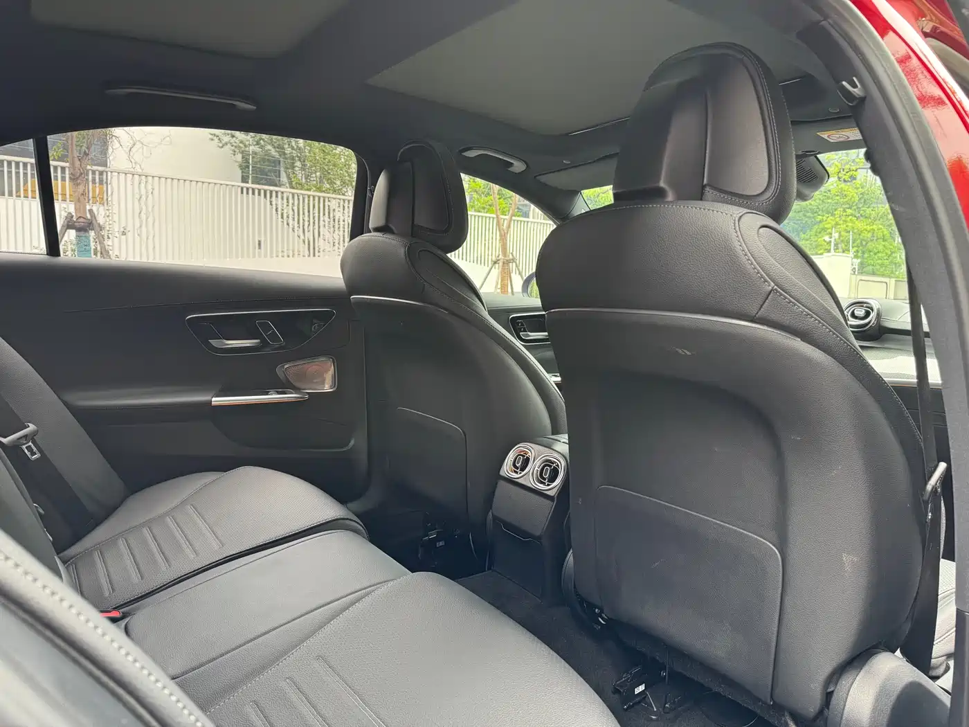 Mercedes-Benz C-Class 2023 Facelift C 260 L Night Sport Edition фото 11