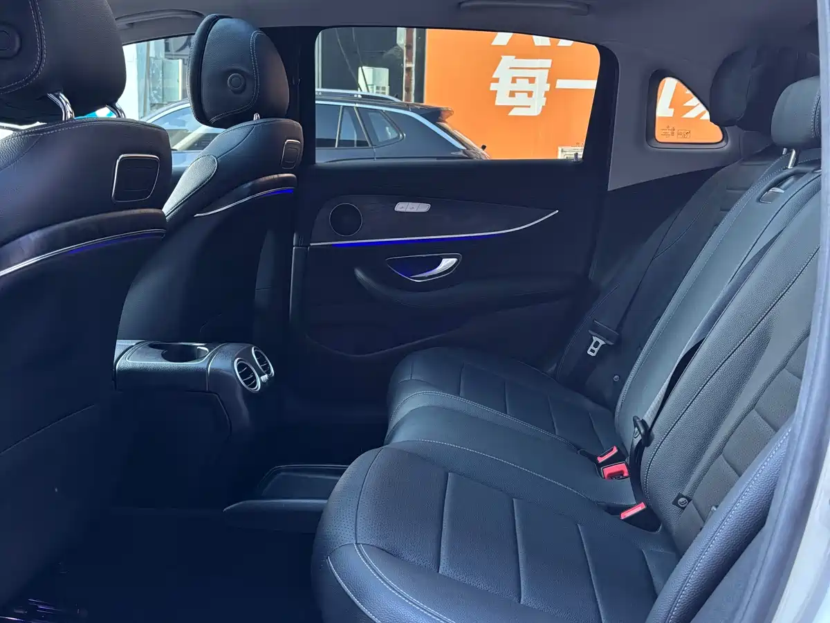 Mercedes-Benz E-Class 2016 E 200 L Sport Type фото 8