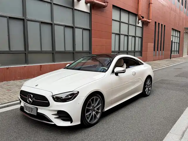 MERCEDES-BENZ E CLASS