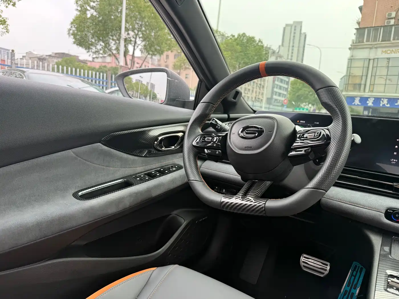 GAC Trumpchi Trumpchi Emkoo 2022 270T DCT J16 R-style Track Edition фото 12