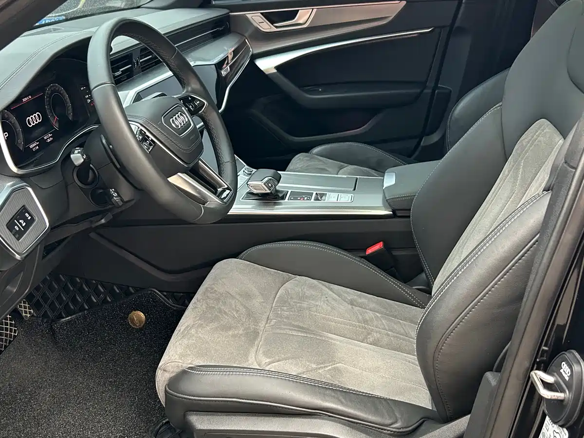 Audi A6L 2023 40 TFSI Luxury Elegance фото 7