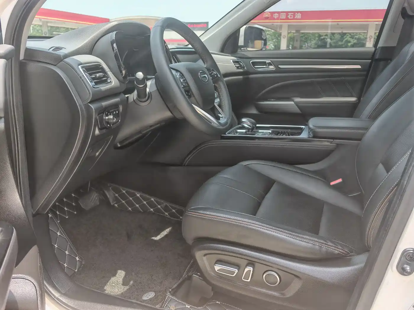 GAC Trumpchi Trumpchi GS8 2020 Model 390T FWD Luxury Smart Connect (7-seater) фото 8