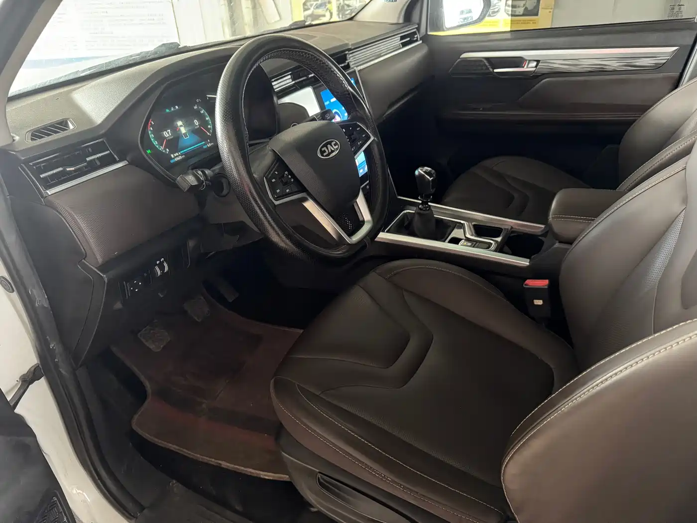 JIANGQI GROUP JAC T8