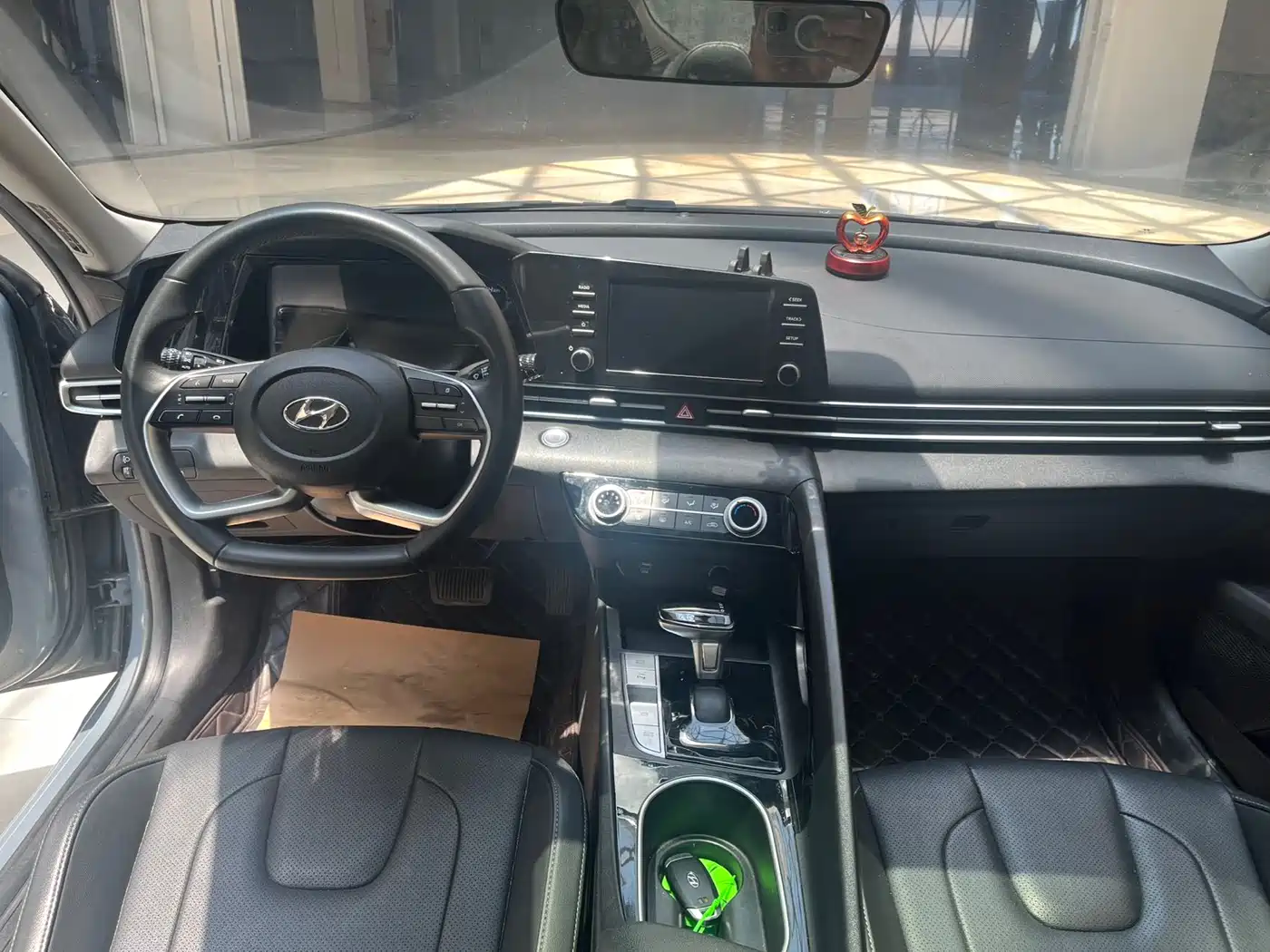 Hyundai Elantra 2022 1.5L CVT GLX Elite Edition фото 7