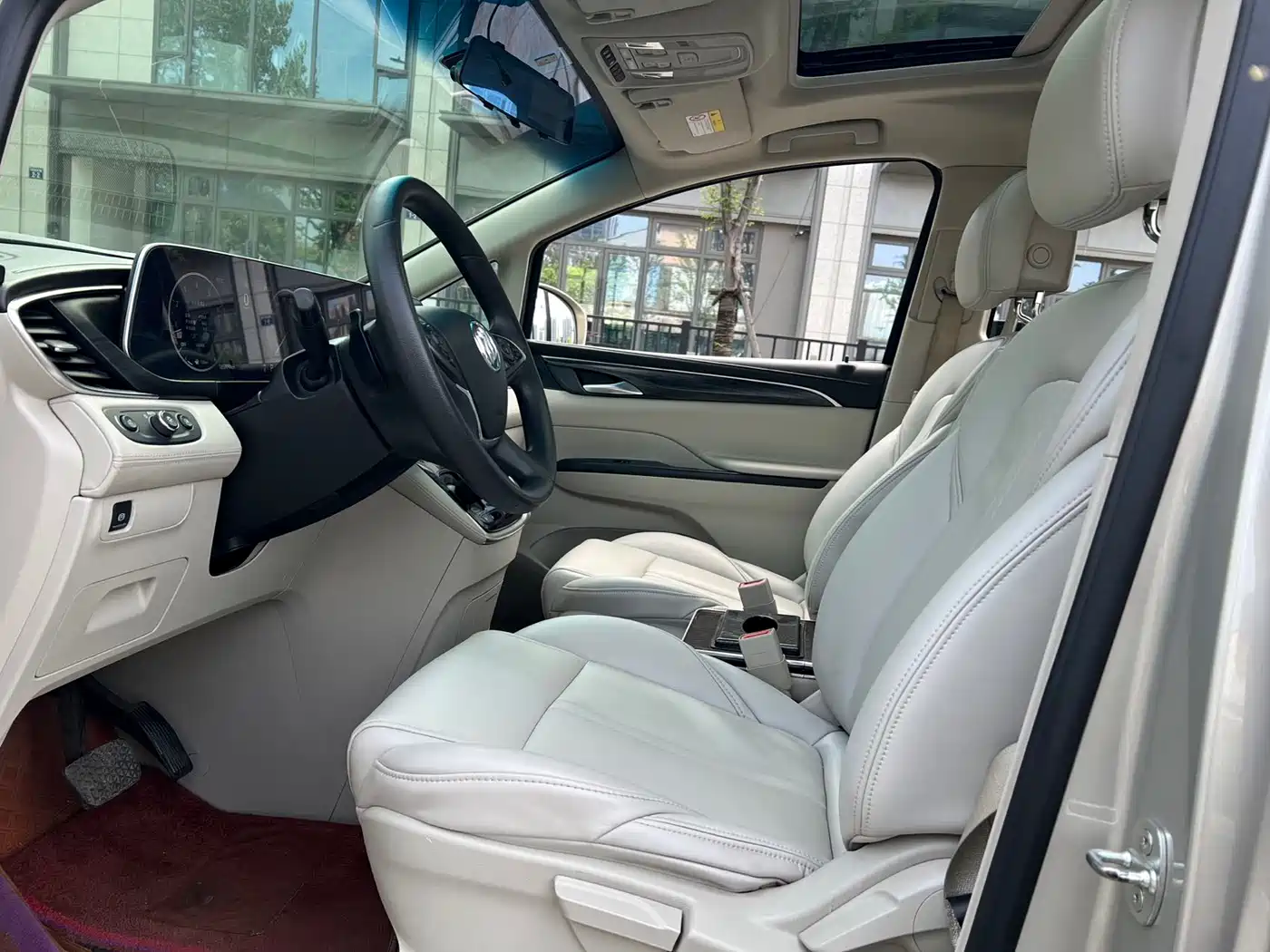 Buick GL8 2021 ES Landlord 653T Comfort фото 9