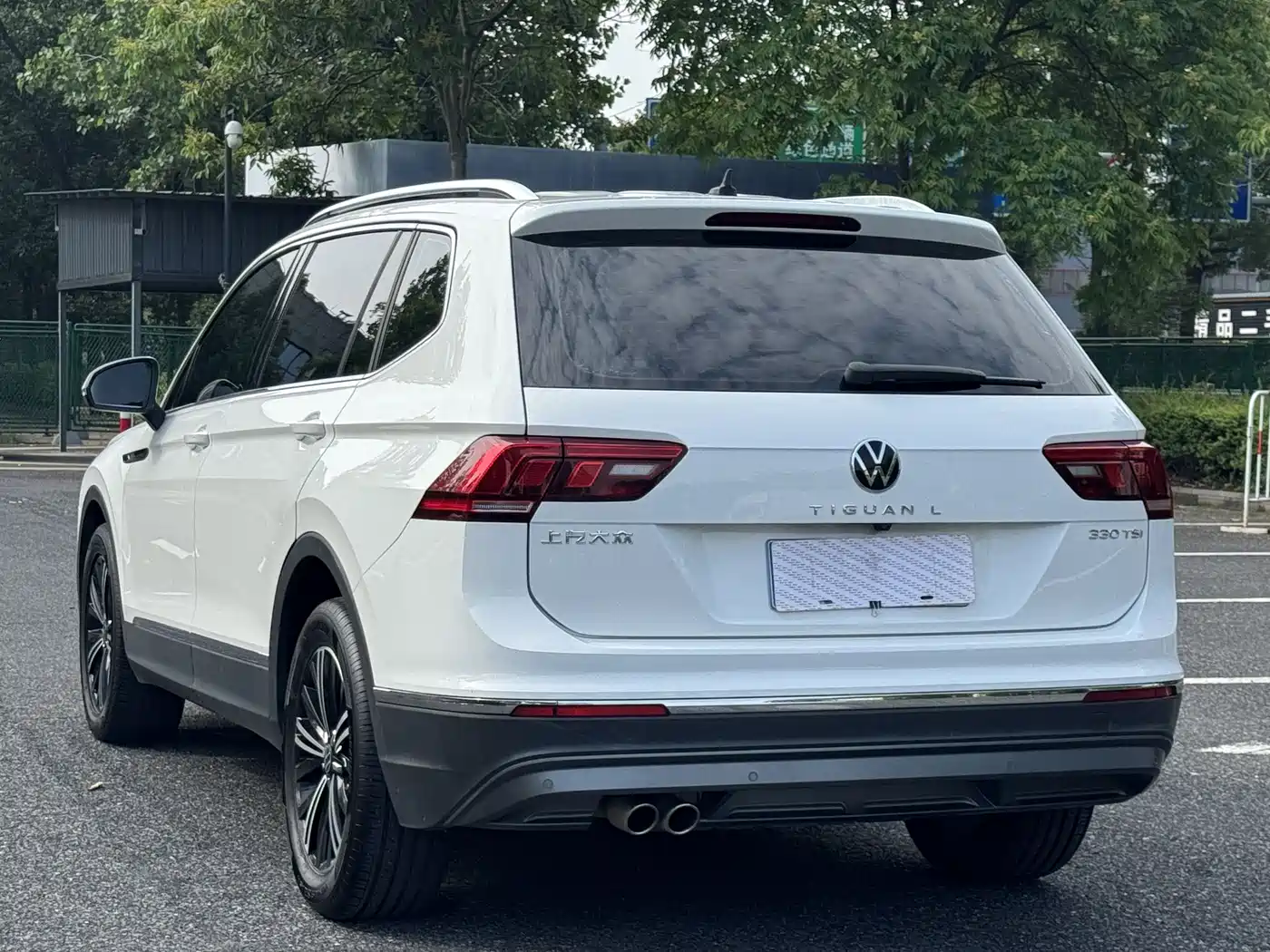 Volkswagen Tiguan L 2021 330TSI Automatic 2WD Smart фото 3