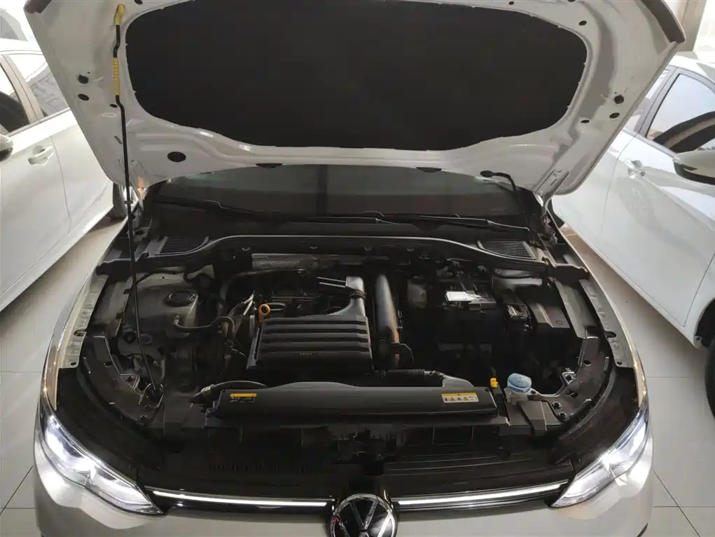 Volkswagen Golf 2023 Facelift 280TSI DSG Pro фото 20