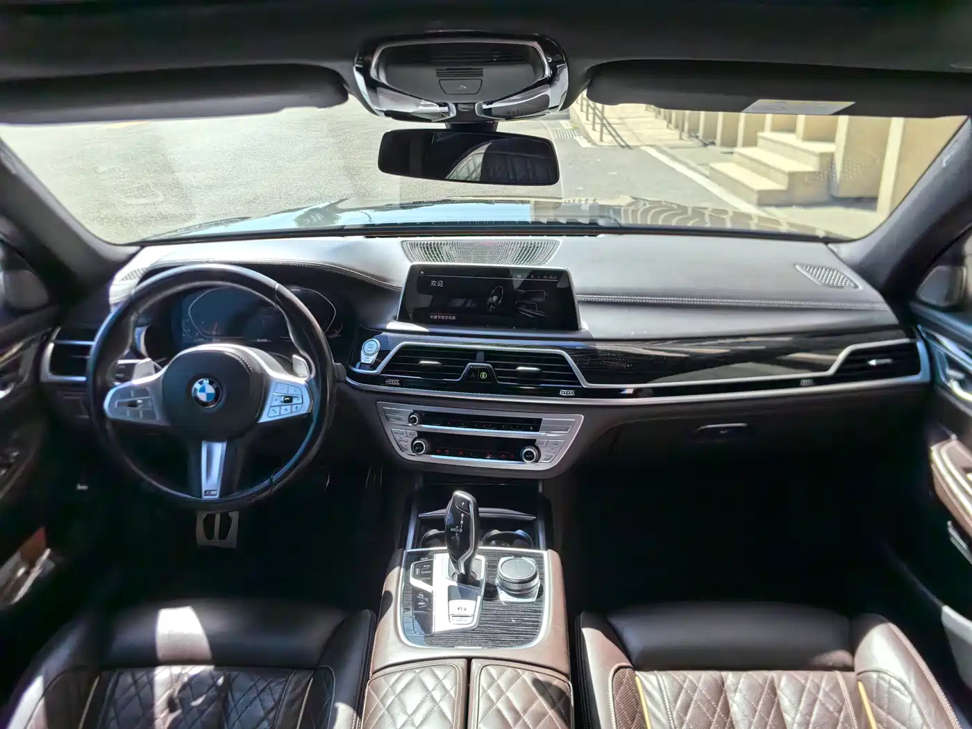 BMW 7 Series 2021 Model 740Li Leading M Sport Package фото 8