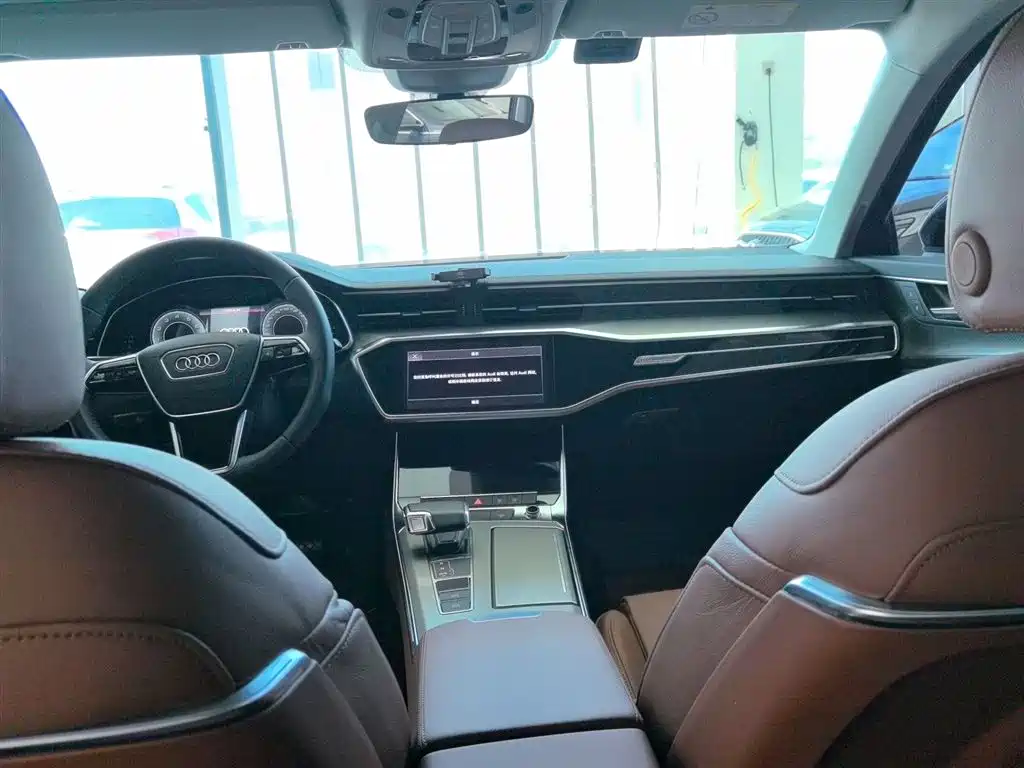 Audi A6L 2021 40 TFSI Luxury Elegance фото 18