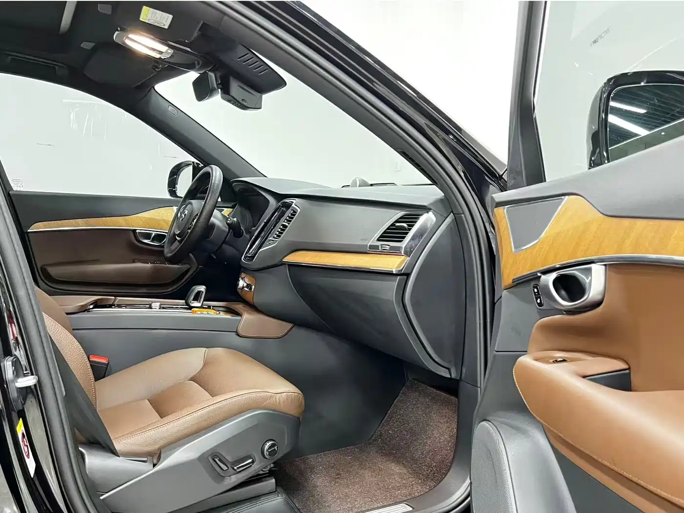 Volvo XC90 2024 2024 B5 Smart Luxury 5-Seater