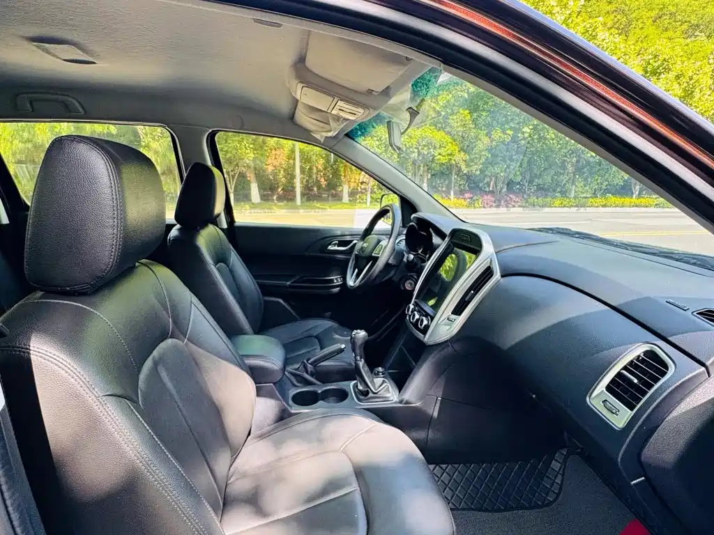 Jiangling Baodian 2021 2020 Model 2.5T Diesel 2WD Premium Standard Wheelbase JX4D25A6L