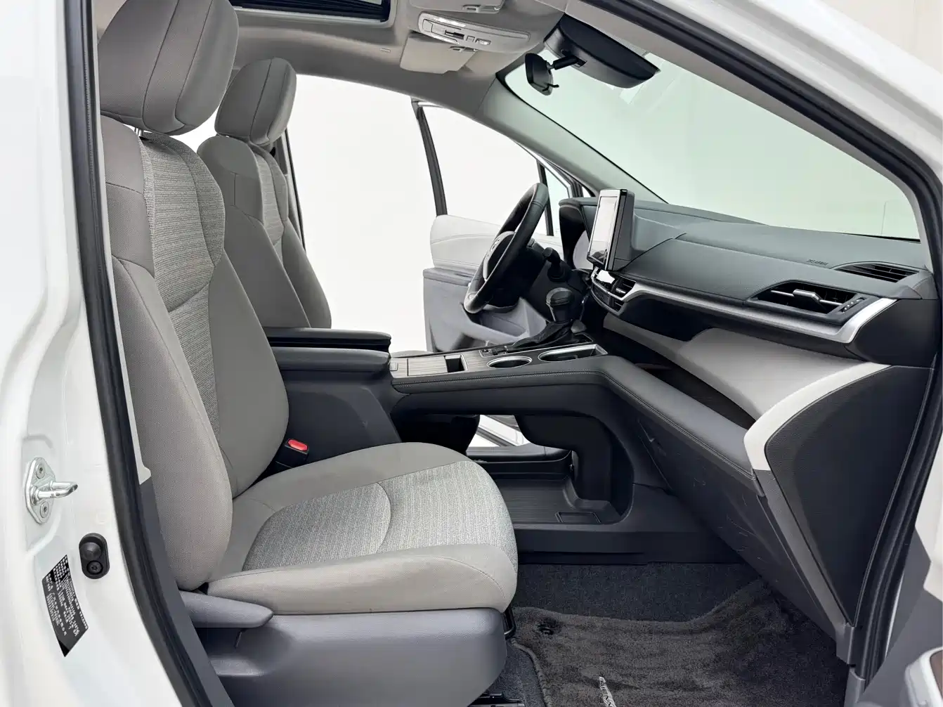 Toyota Sienna 2021 2.5L Hybrid Comfort Edition фото 16