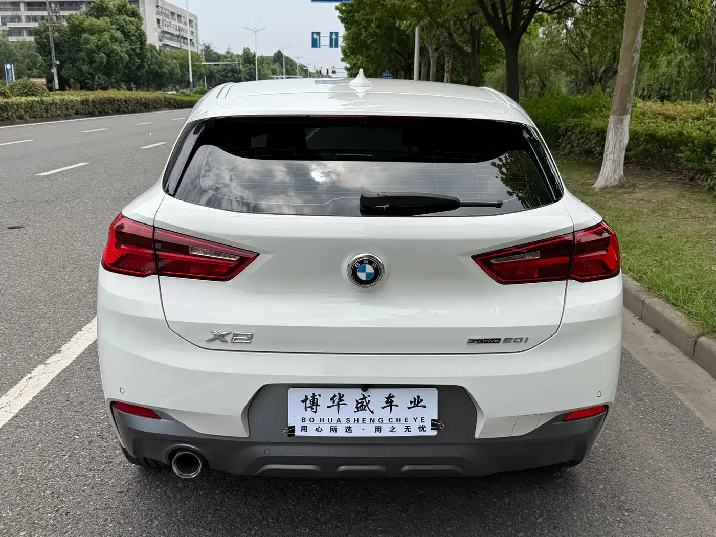 BMW X2 (Import) 2019 sDrive20i M Off-Road Package China VI фото 9