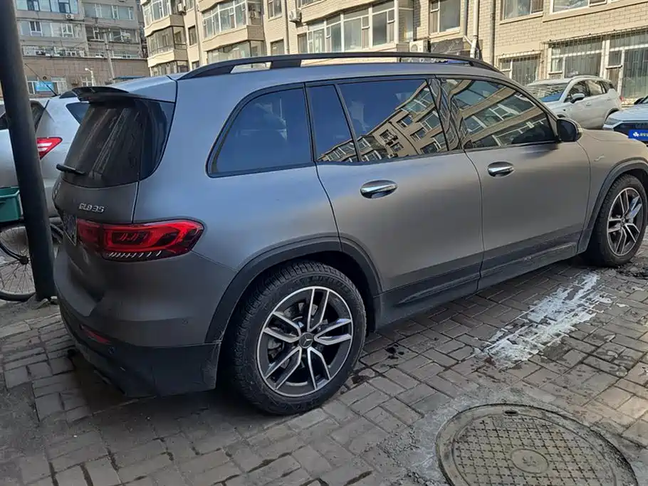 Mercedes-Benz GLB AMG 2023 Model AMG GLB 35 4MATIC фото 3