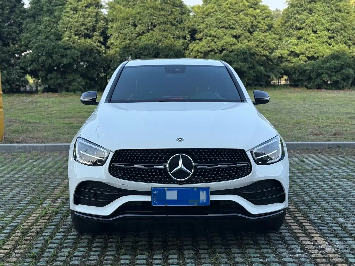 Mercedes-Benz GLC Coupe 2021 GLC 300 4MATIC Coupe SUV фото 2