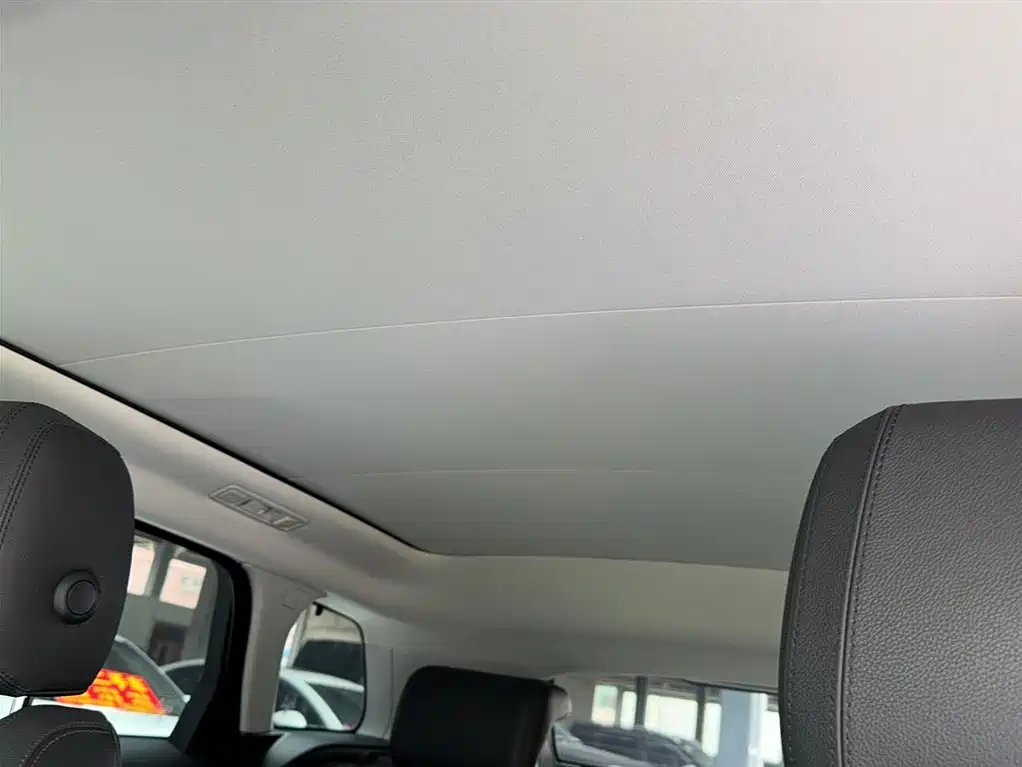 Land Rover Range Rover Evoque 2018 240PS SE Smart Edition фото 9
