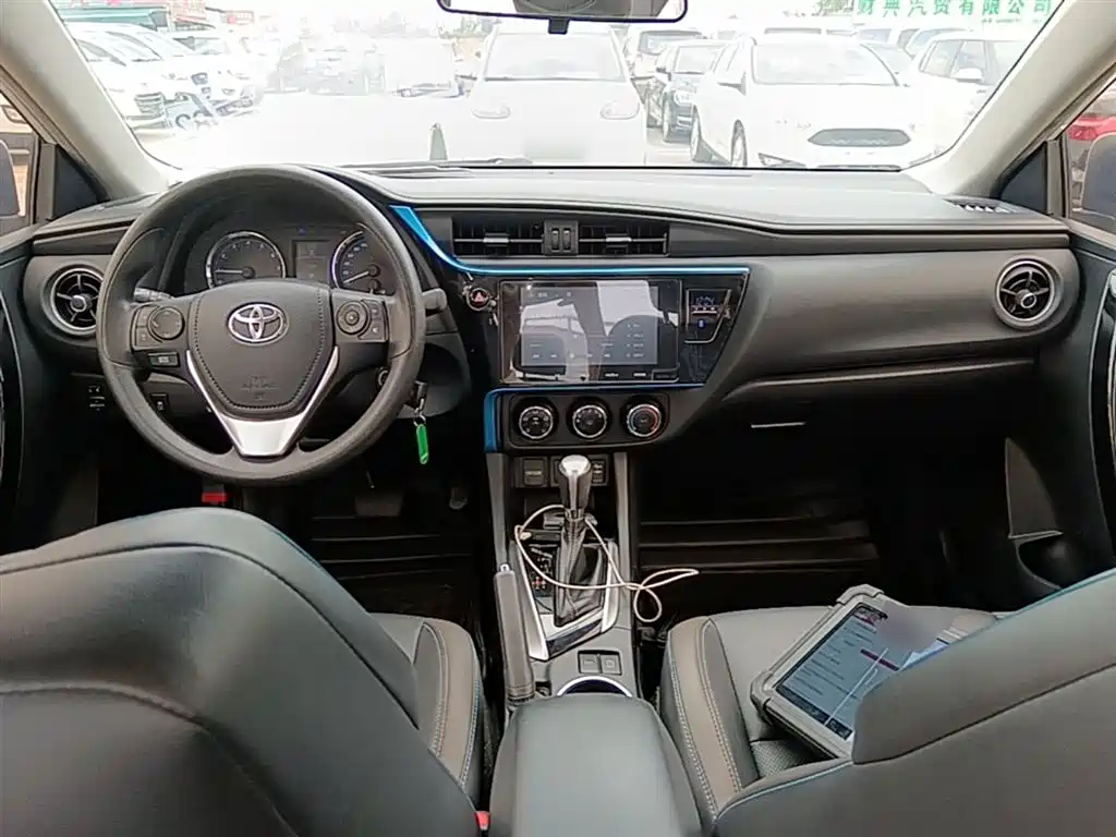 Toyota Levin 2018 185T CVT Premium Edition China V фото 10
