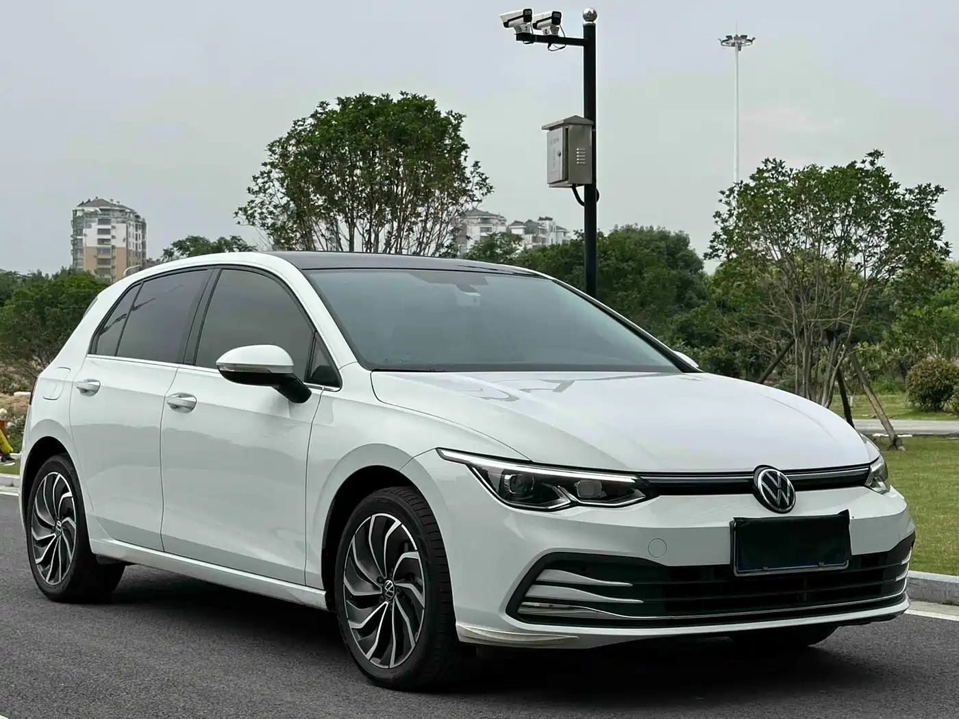 Volkswagen Golf 2023 280TSI DSG Pro фото 3