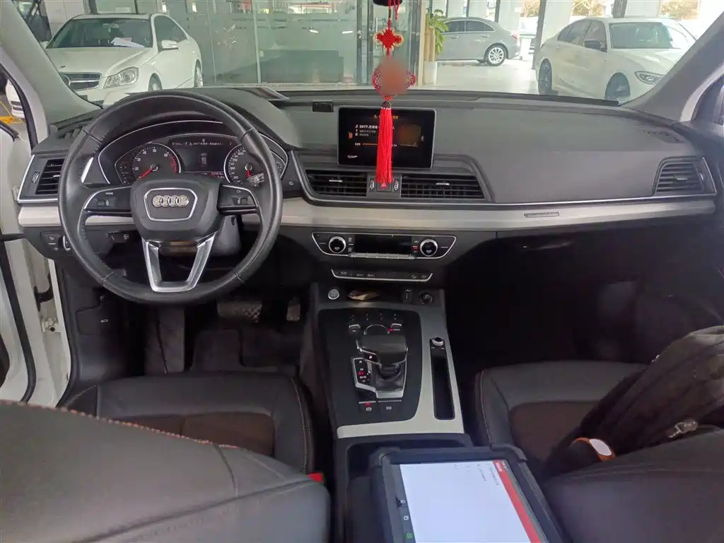 Audi Q5L 2020 Facelift 40 TFSI Honor Progressive фото 10