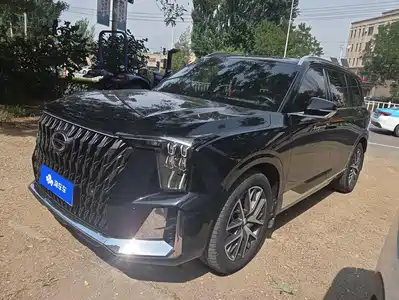 Trumpchi GS8