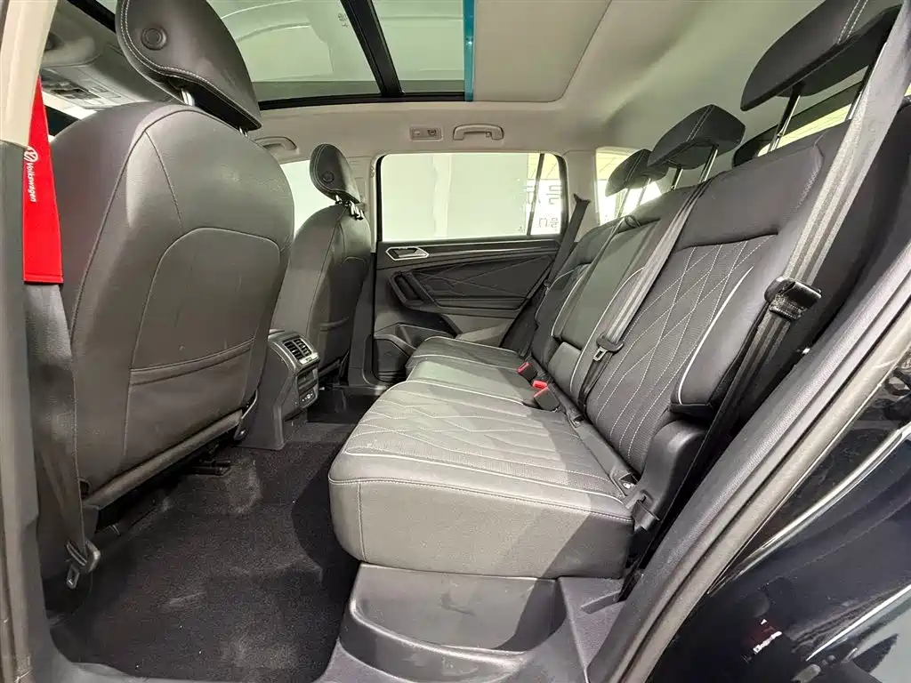Volkswagen Tiguan L 2023 280TSI 2WD Trend Limited Edition фото 8