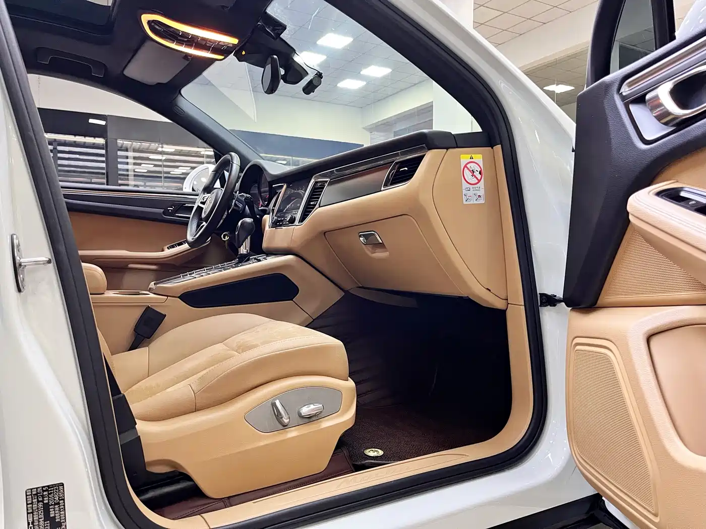 Porsche Macan 2017 Macan 2.0T фото 6