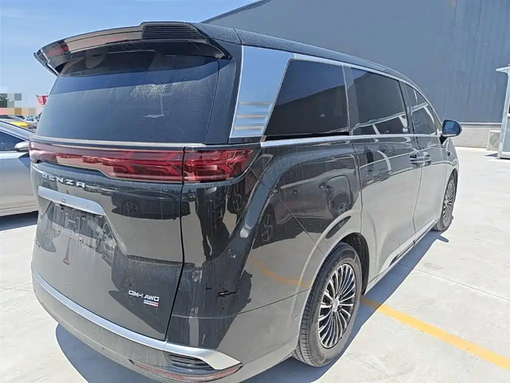 Denza D9 2025 DM-i Smart Driving Edition 1020 AWD Flagship фото 7