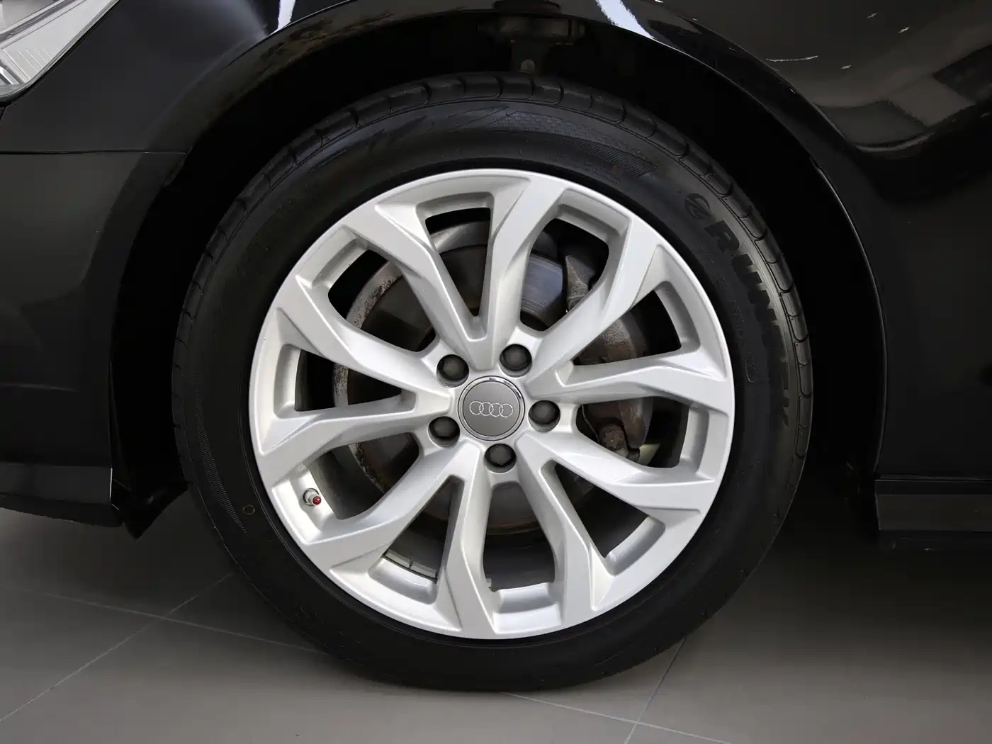 Audi A6L 2018 Model 35 TFSI Collector's Edition фото 13