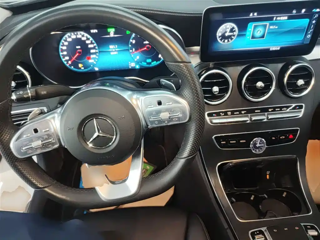 MERCEDES-BENZ CLASS C